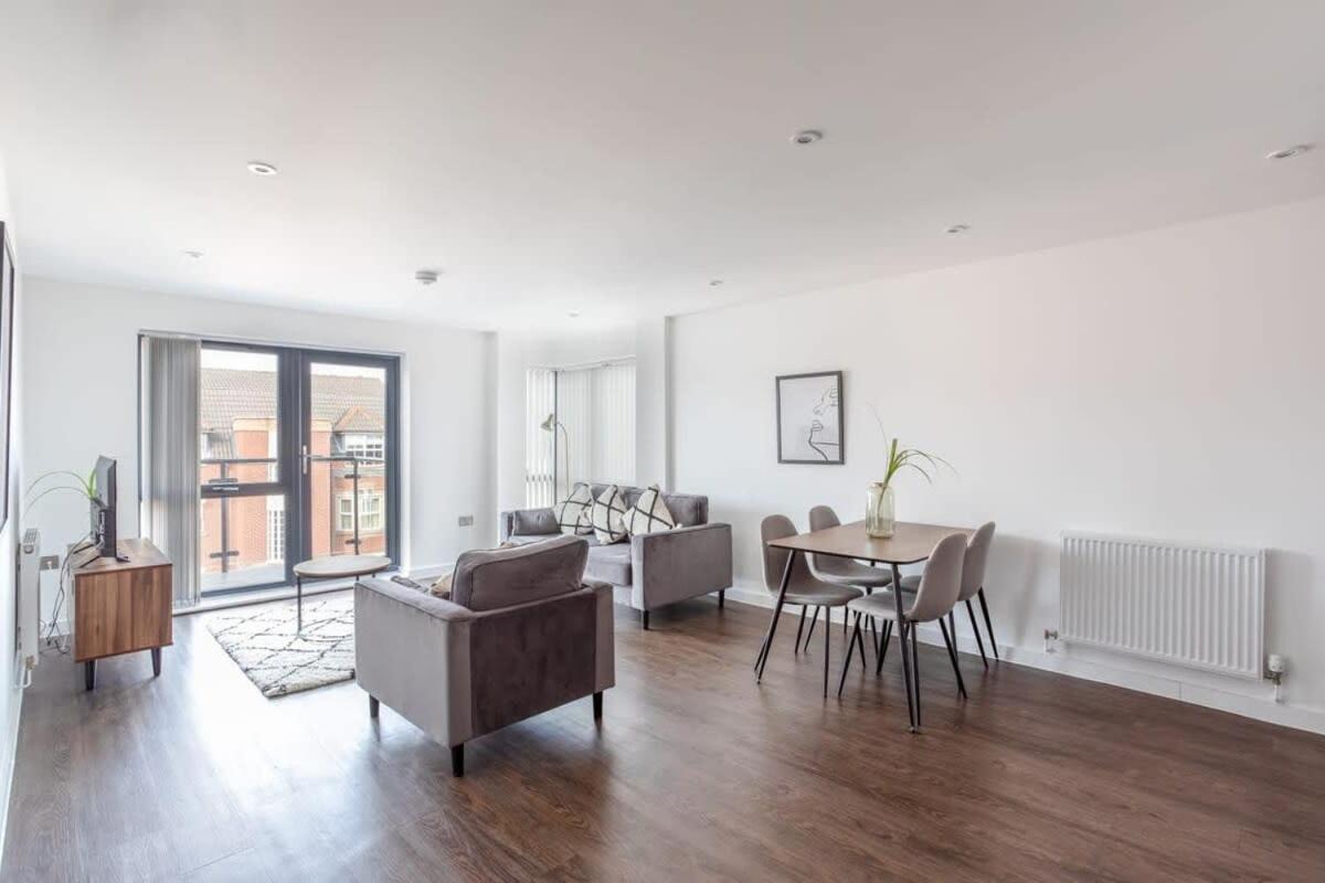 Stay Zeni, Ouse Court York Contemporary 2 Bed Flat Eksteriør bilde
